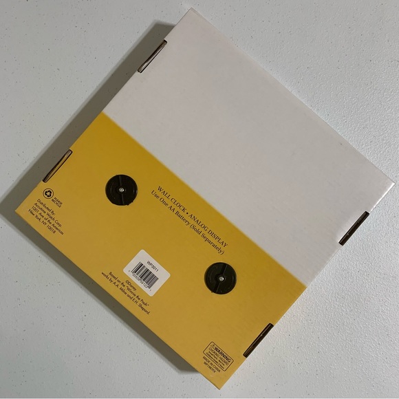 Disney Winnie The Pooh Analog Wall Clock-NIB - Picture 4 of 5